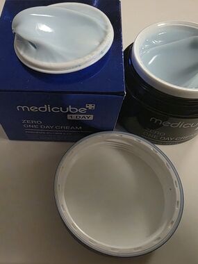 Medicube Cream